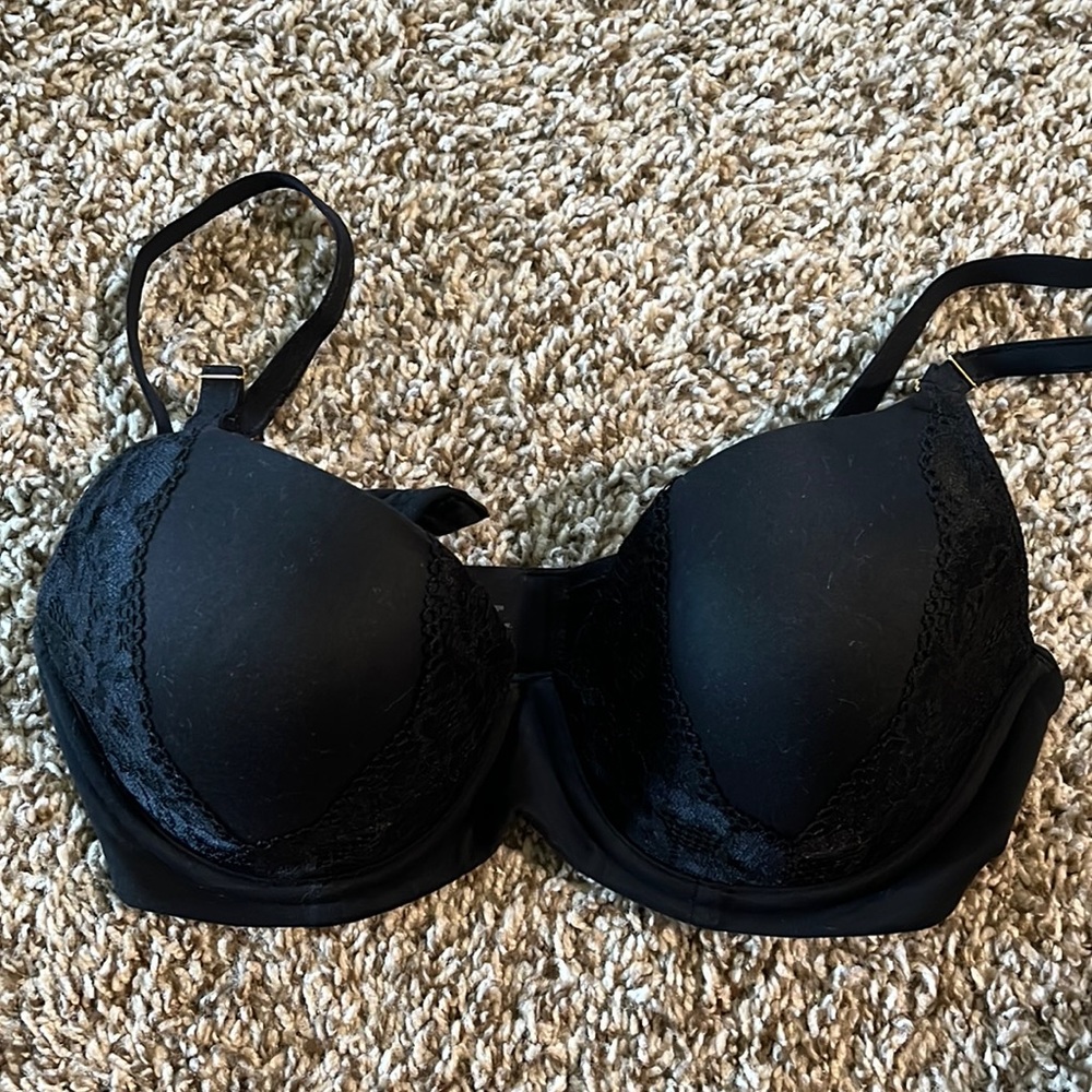 Soma Embraceable Perfect Coverage bra 34C black with lace